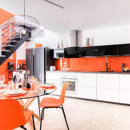 Pet Friendly In With Kitchen Holiday home *